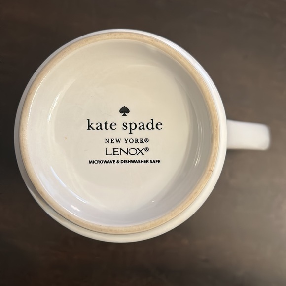 ♠️ kate spade ♠️ NEW YORK LENOX mug with black spots dots - excellent condition! - Picture 3 of 5